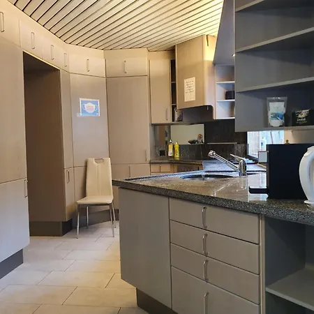 Viktoria Budget * 苏黎世