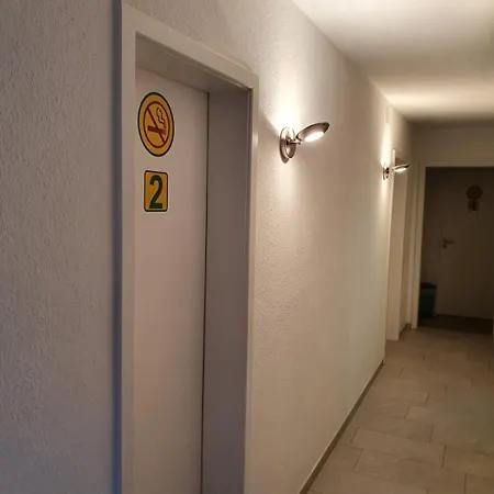 Viktoria Budget Hostel *