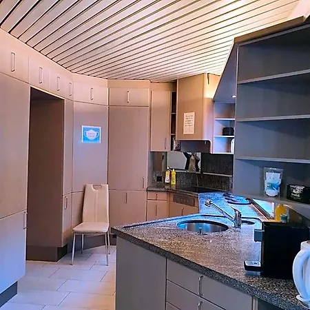 Viktoria Budget Zurich